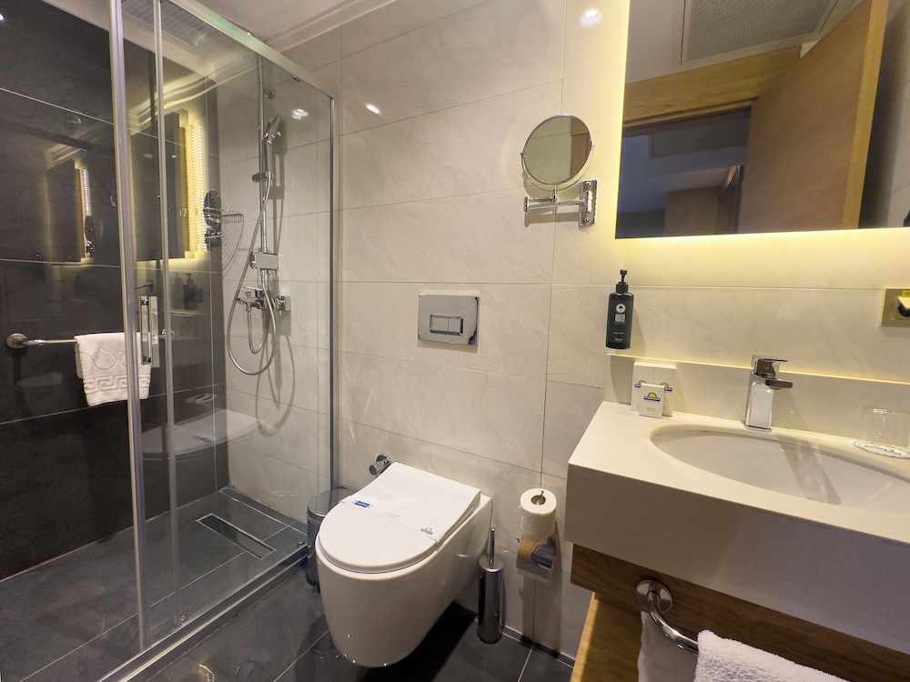 Days Inn by Wyndham Istanbul Bomonti 48/50