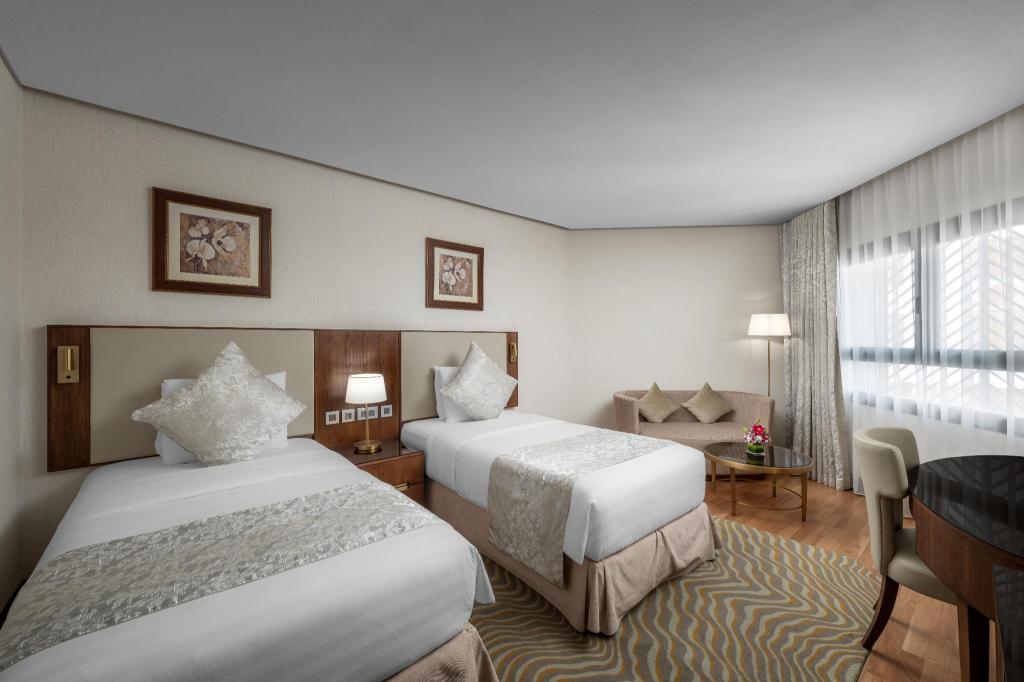 City, Superior, 2 Double Beds