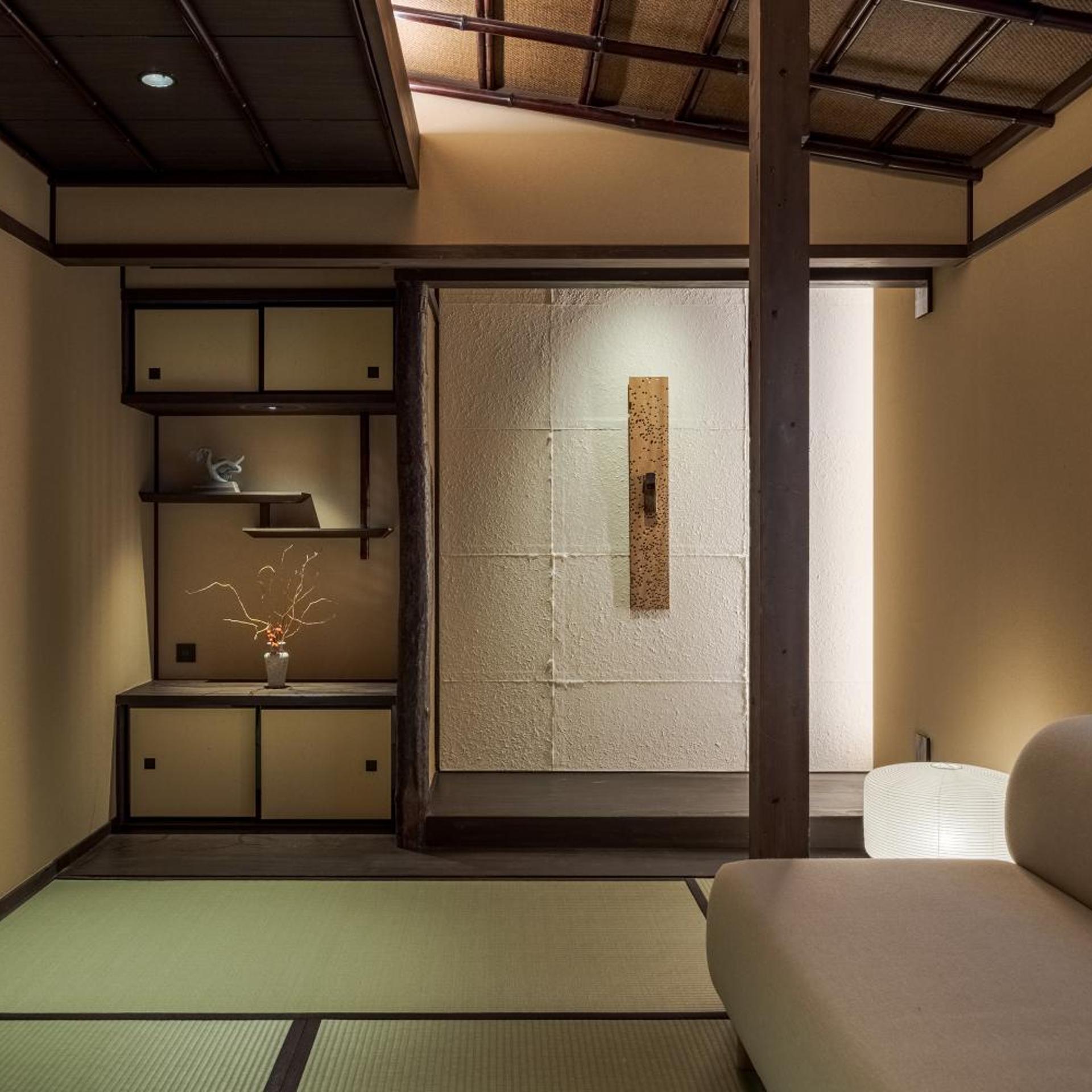 Nazuna Kyoto Higashi Honganji 6/49