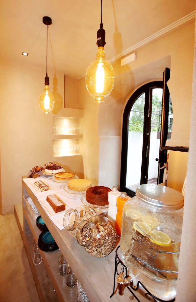Casa Nostra Boutique Hotel 33/50