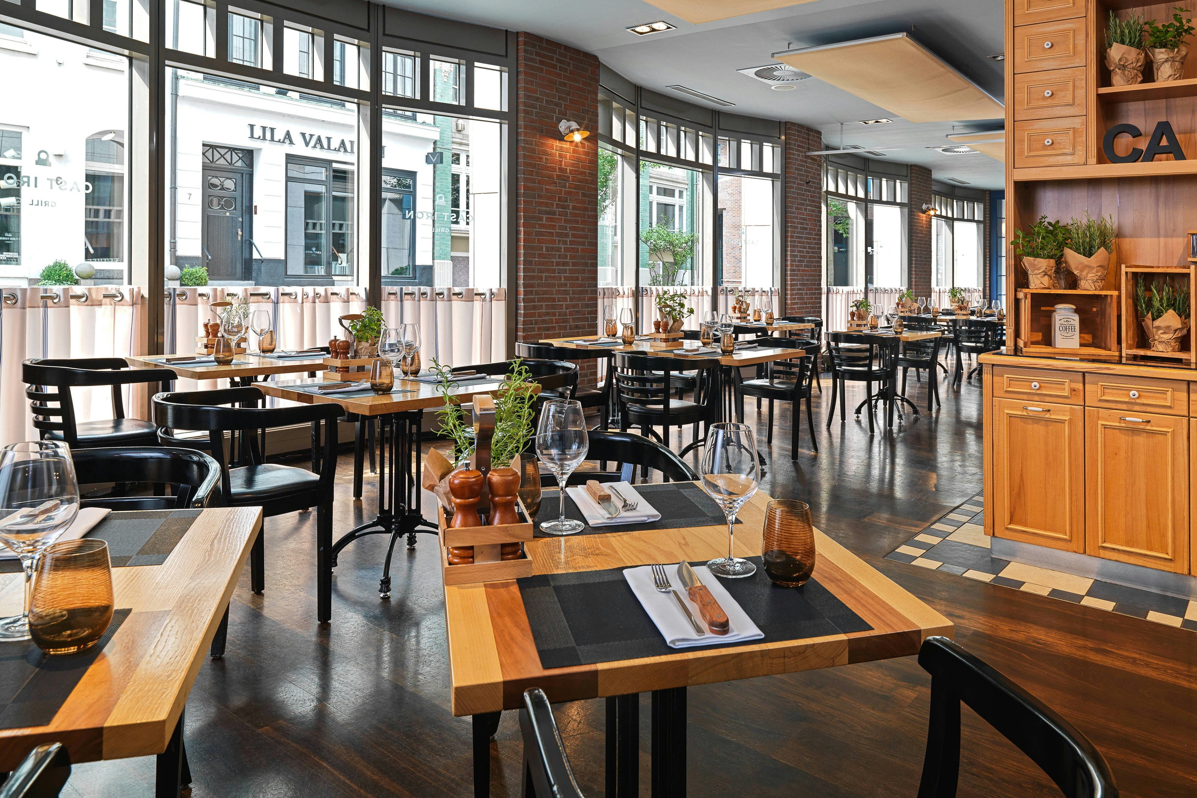 Marriott Hamburg 30/54