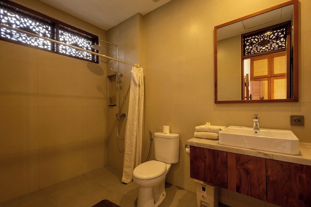 Sinar Bali 47/49