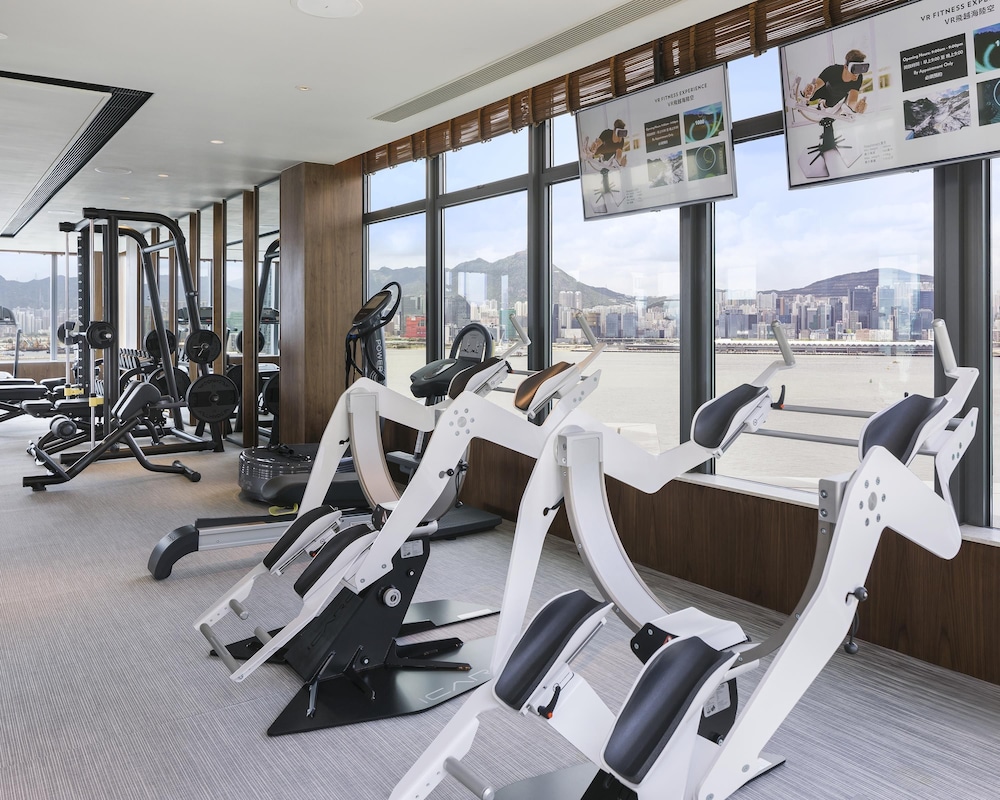 Hyatt Centric Victoria Harbour 36/70