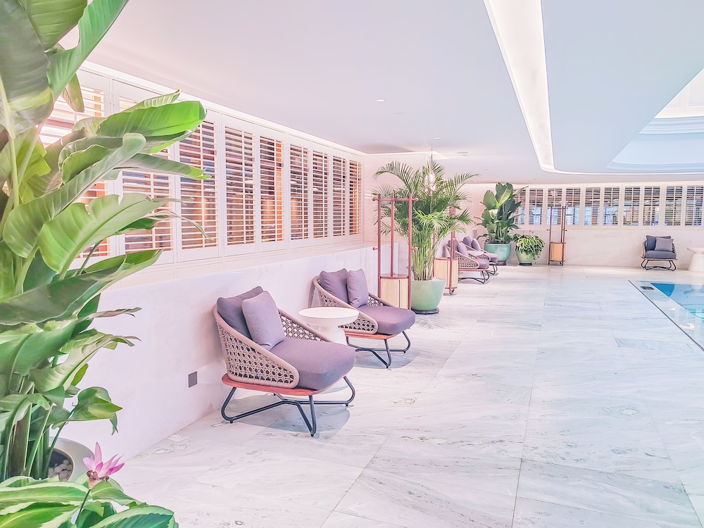 Chengdu Renhe Spring Hotel 31/39