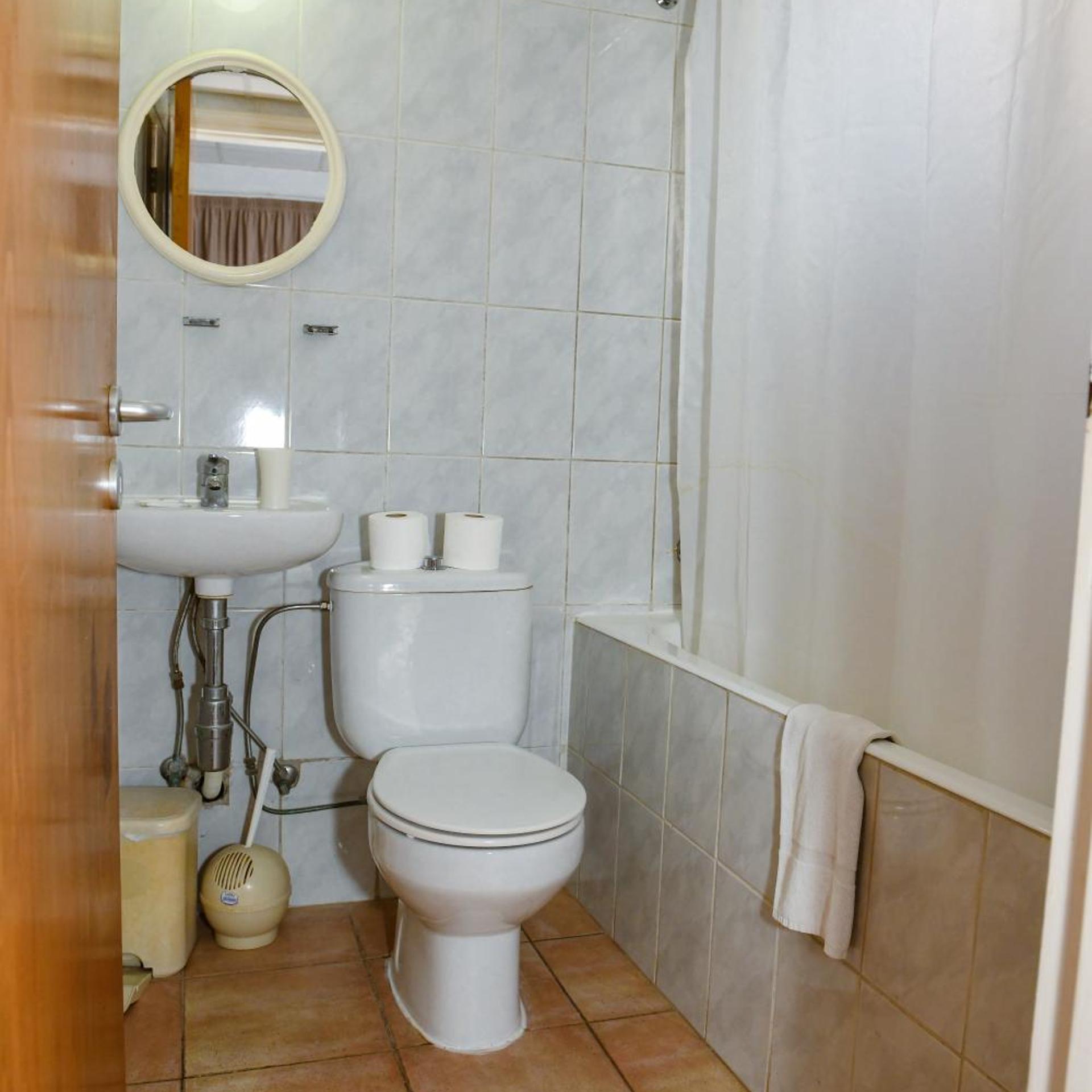 Sweet Memories Hotel Apartments 50/50