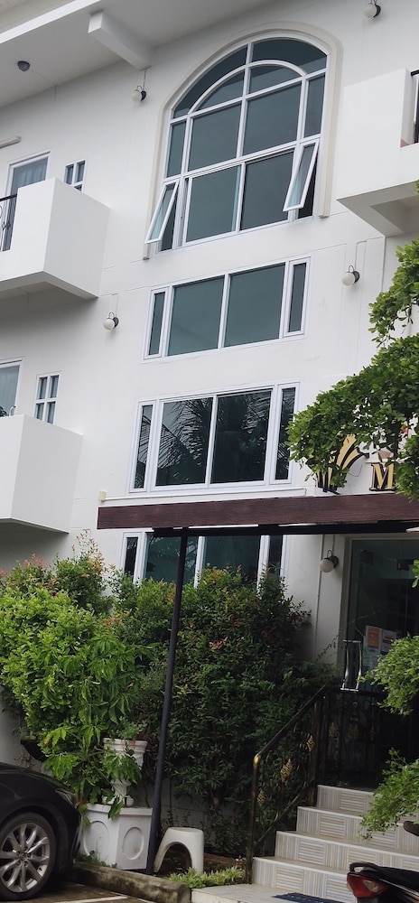 Maesot Siri Hotel 7/50