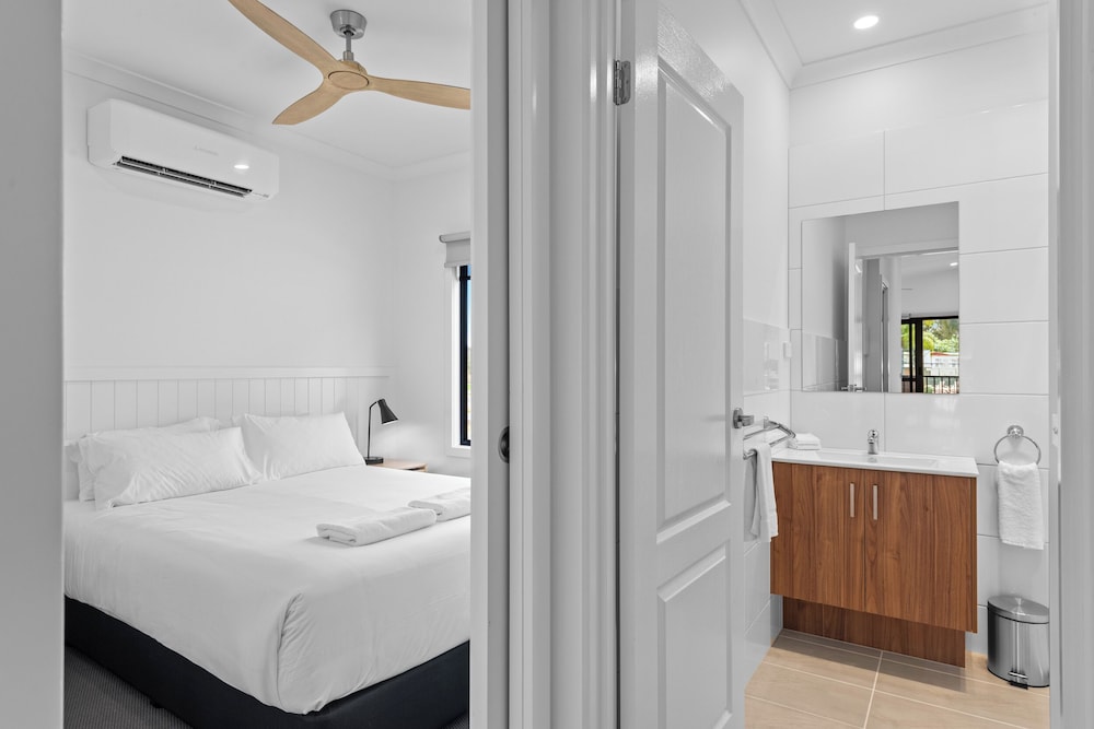 كابينة سوبيريور بأسرّة بطابقين وسرير كوين بغرفتي نوم، DISCOVERY PARKS - ECHUCA 2/4
