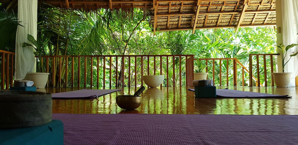 Ocean Vida Beach And Dive Resort 5/65