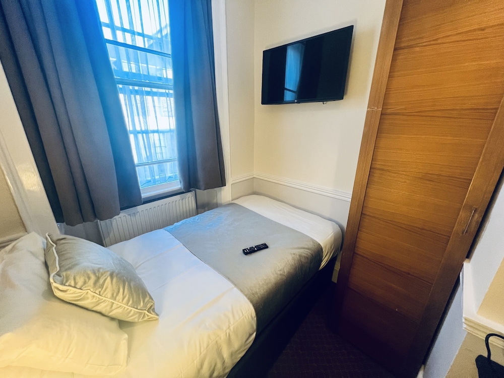 Hotel Cavendish 4/32