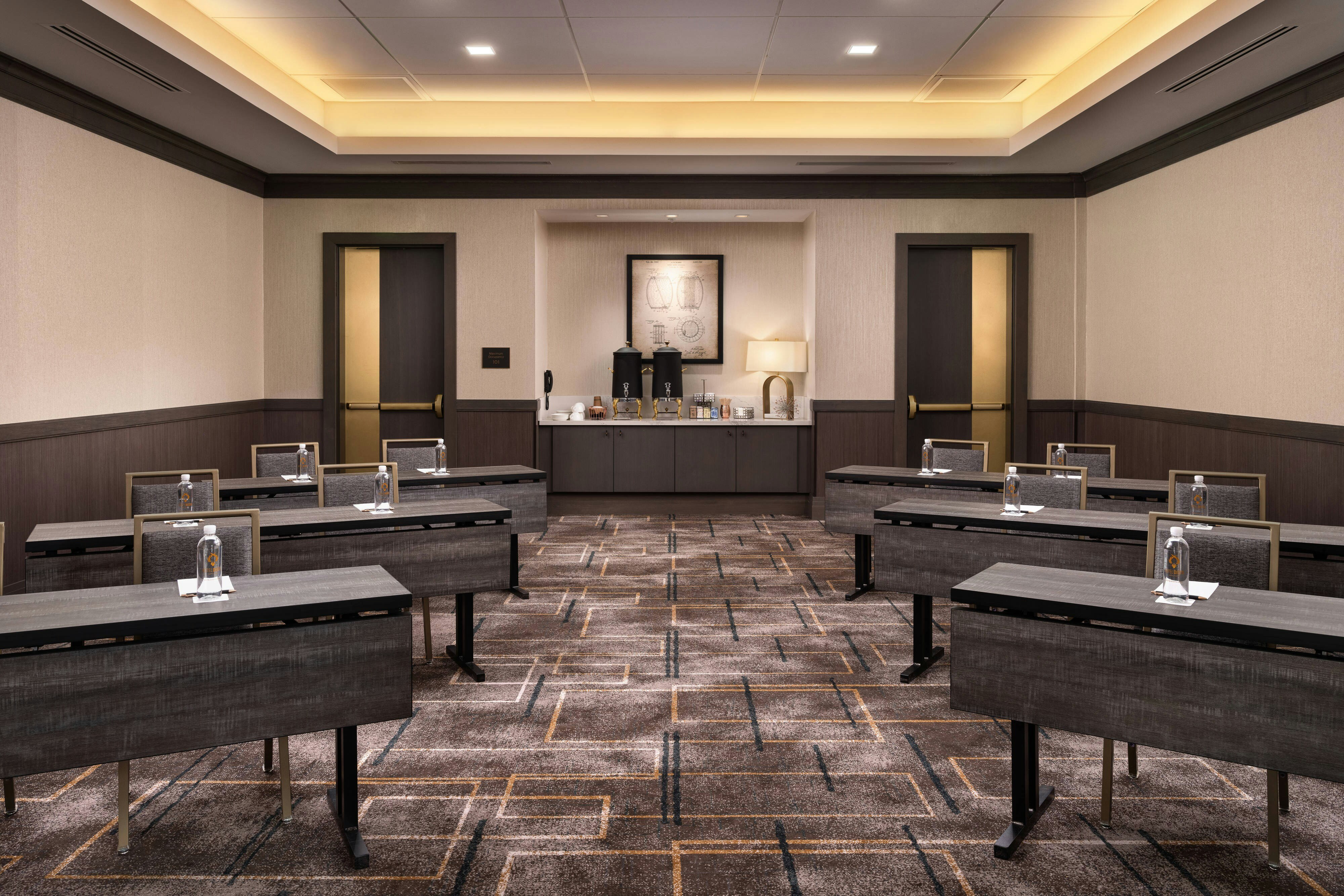 Hotel Distil Autograph Collection 79/82