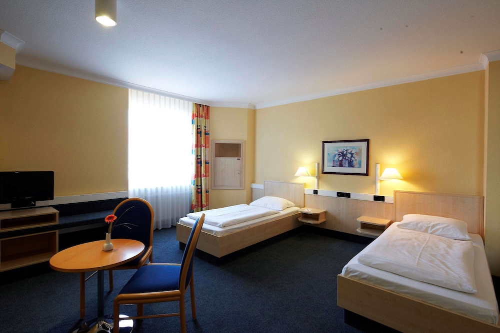 Intercityhotel Stralsund 24/47