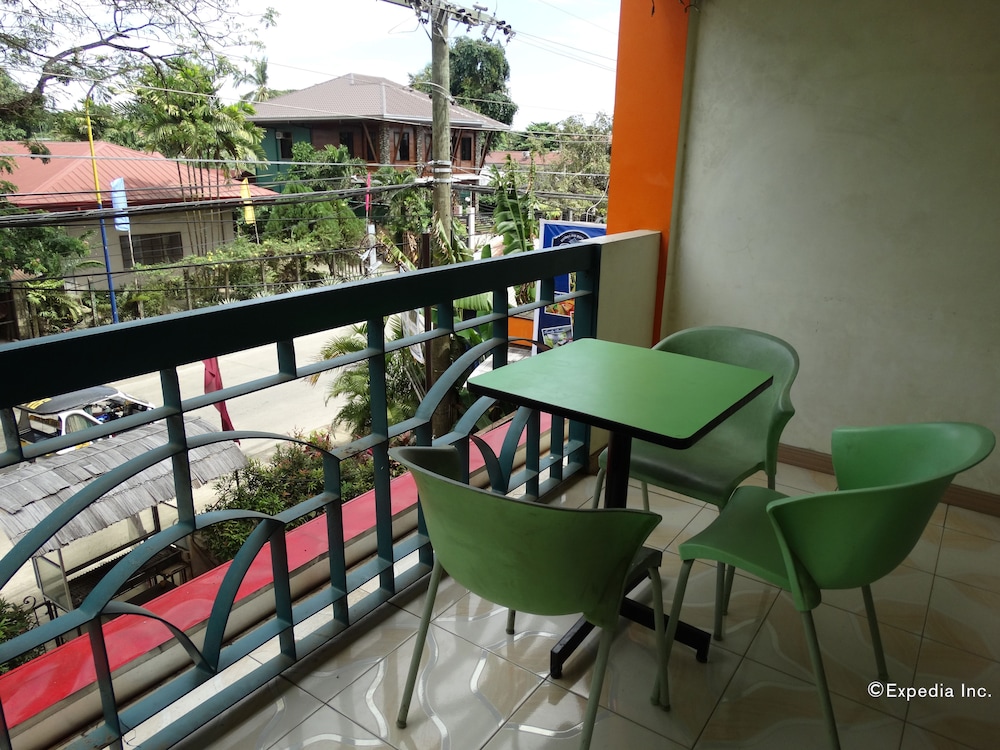 Rodolfo Royale Hotel 50/55