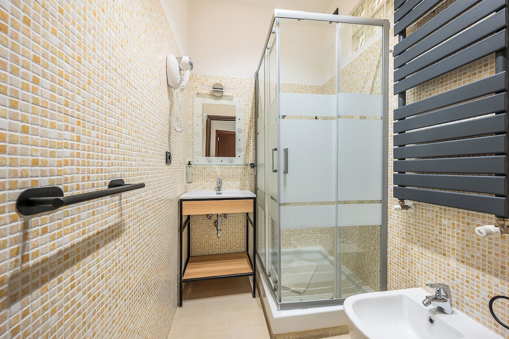 Cola Di Rienzo Suite 48/50