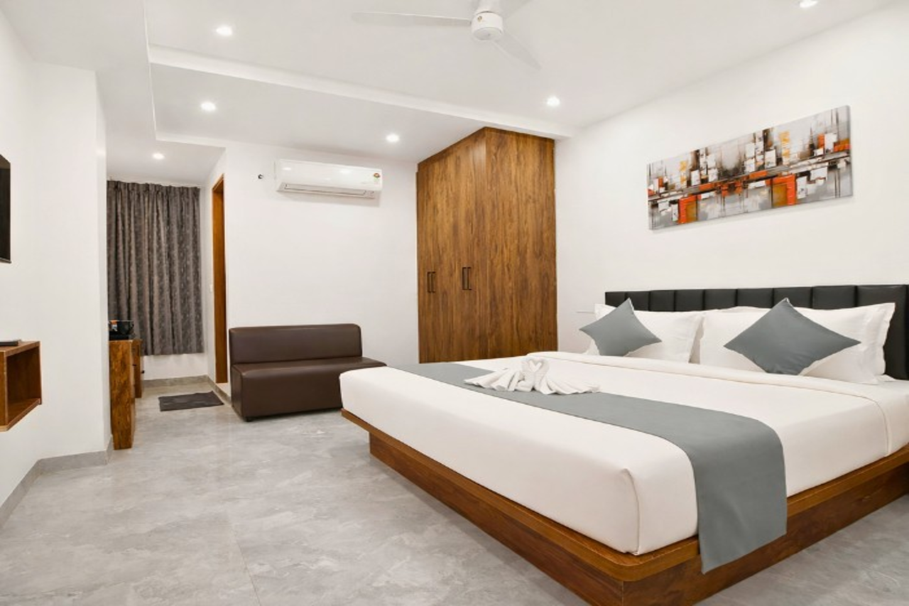 Click Hotel Gachibowli 17/20