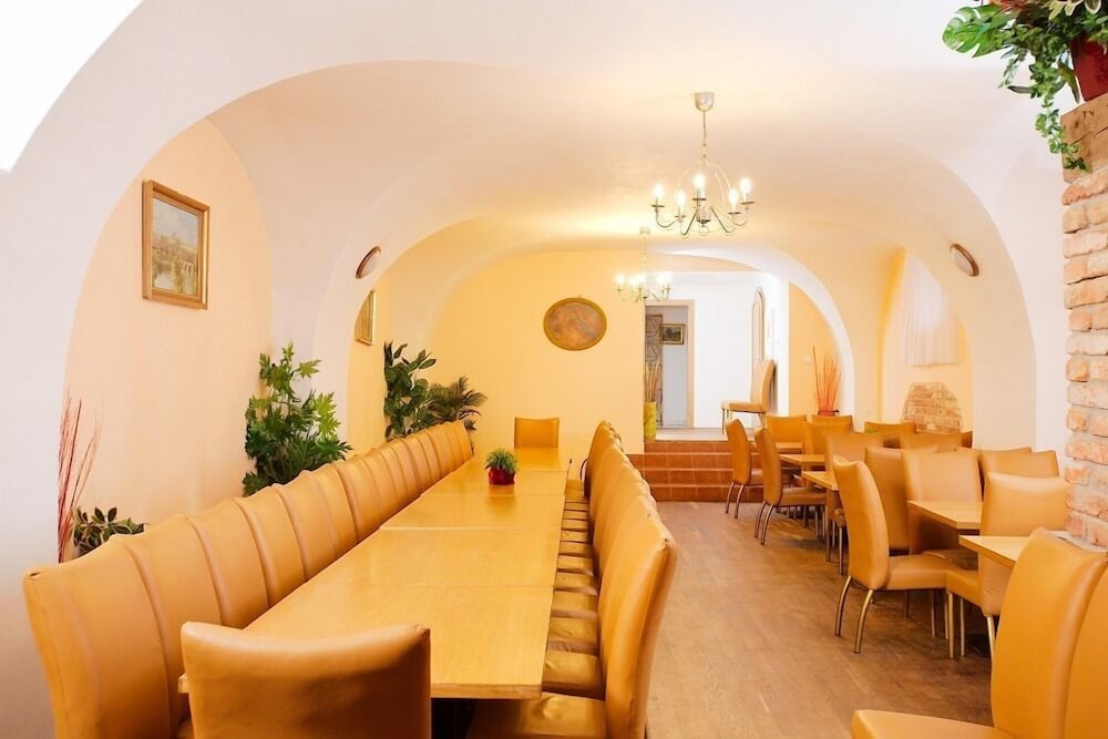 Stary Pivovar Hotel 39/65