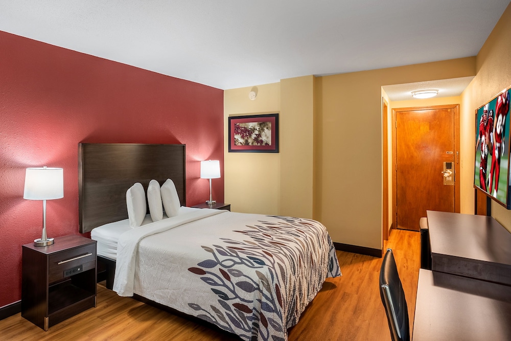 Red Roof Inn Des Moines 18/33