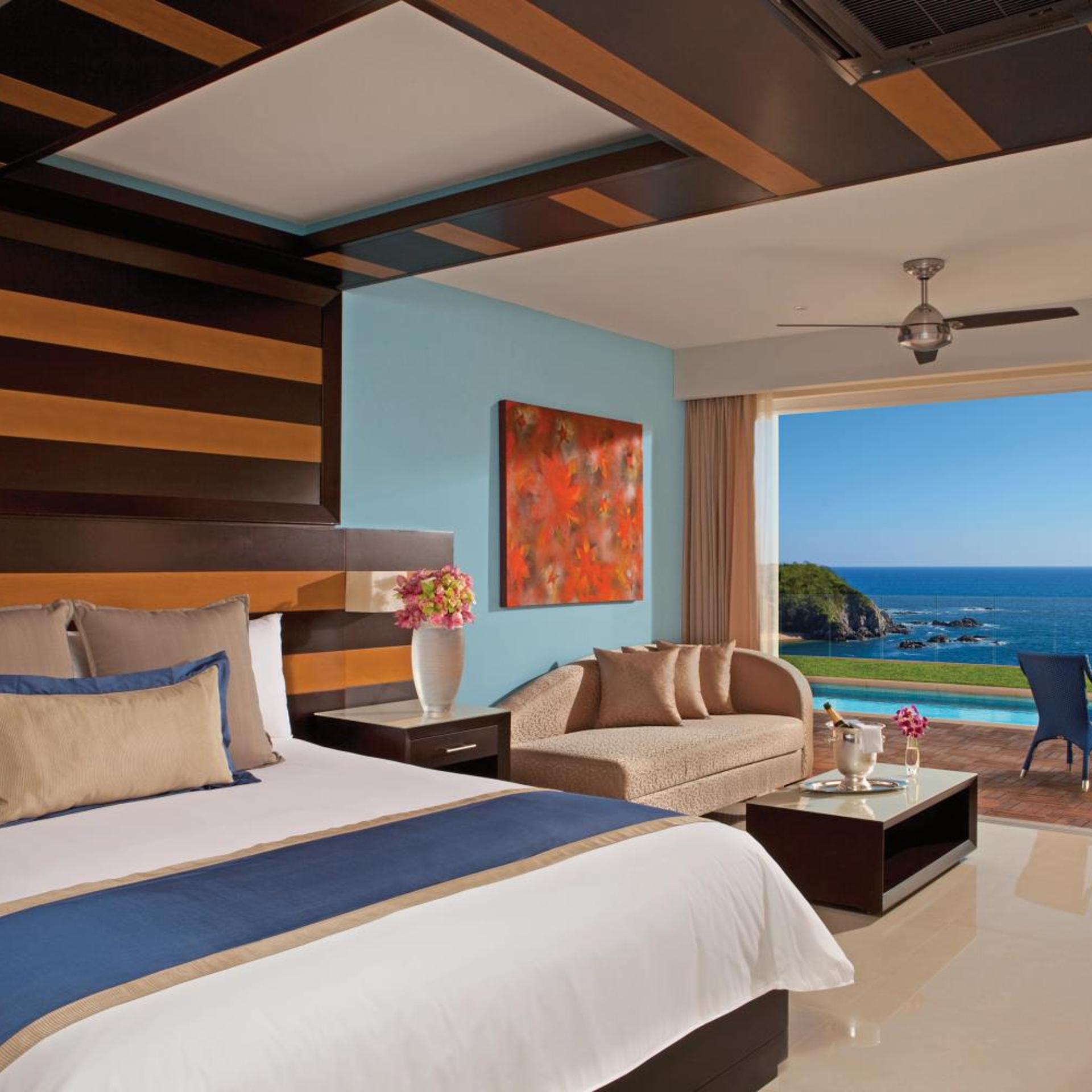 Preferred Club, Swim Out, Junior Suite