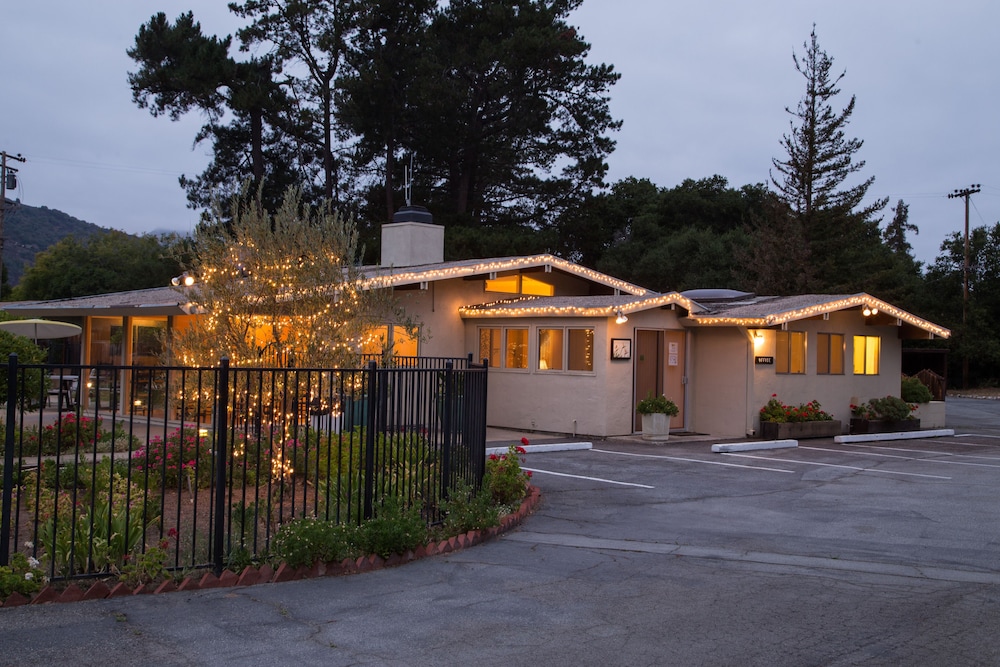 Contenta Inn 6/66
