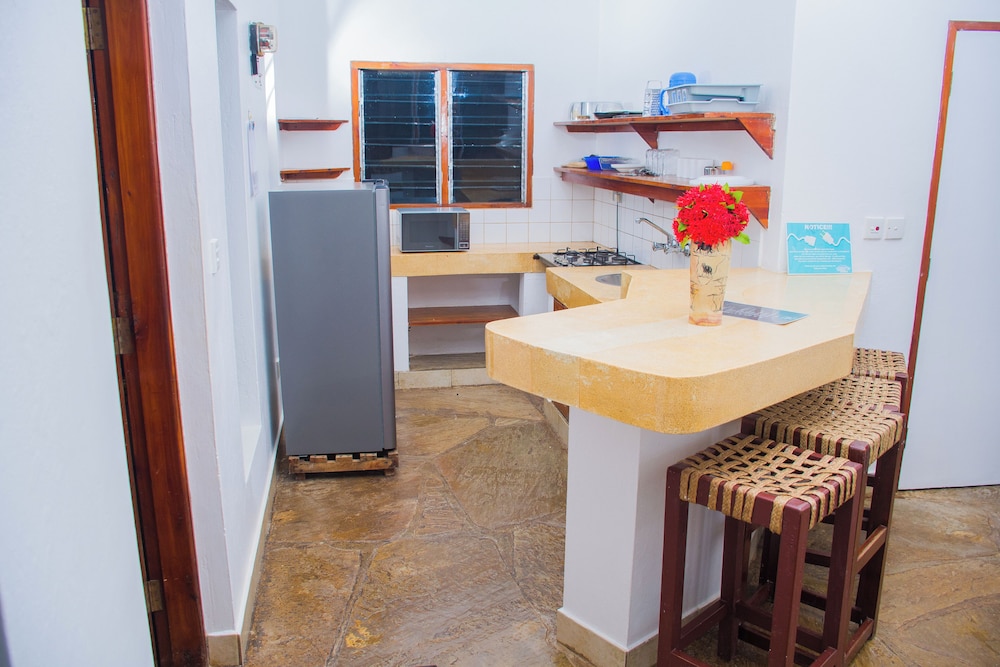Doric Cottages Diani 29/50