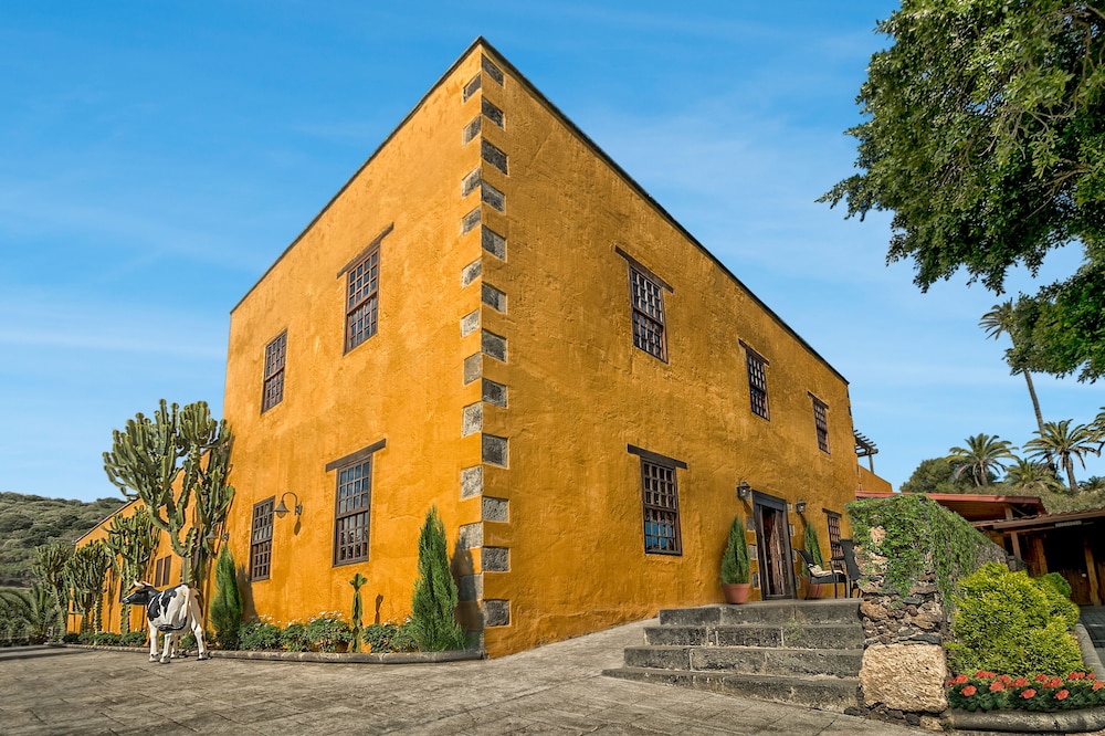 Hotel Rural LIVVO Maipez 2/50
