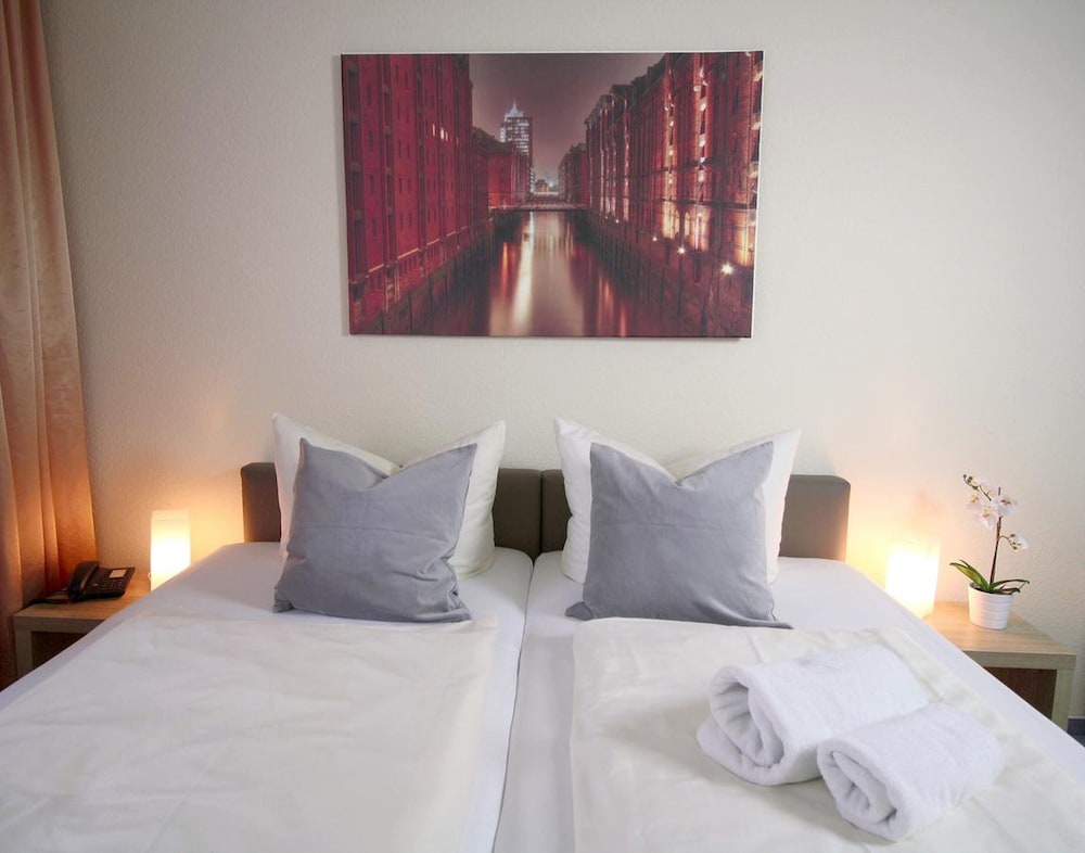 STANDARD, DOUBLE BED