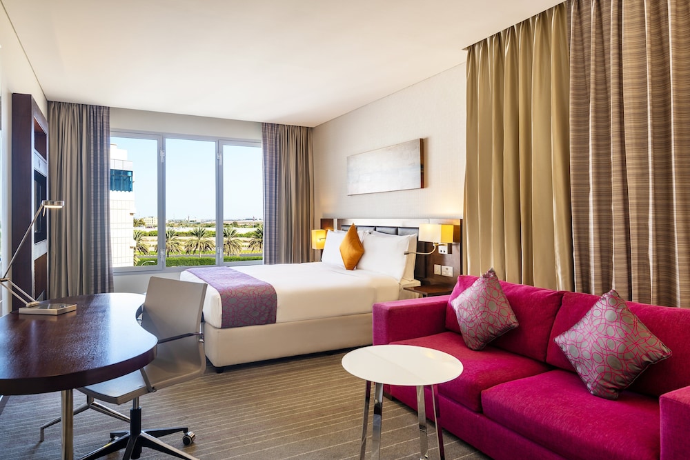 Holiday Inn Muscat al Seeb by IHG 44/73