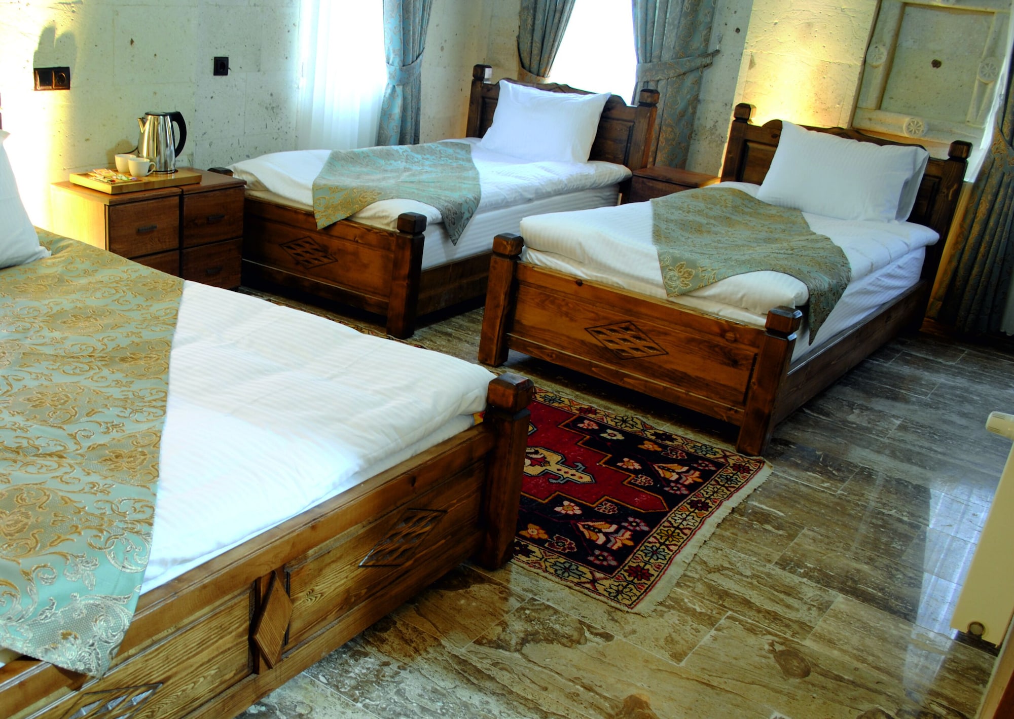 1 BEDROOM, FAMILY, QUADRUPLE