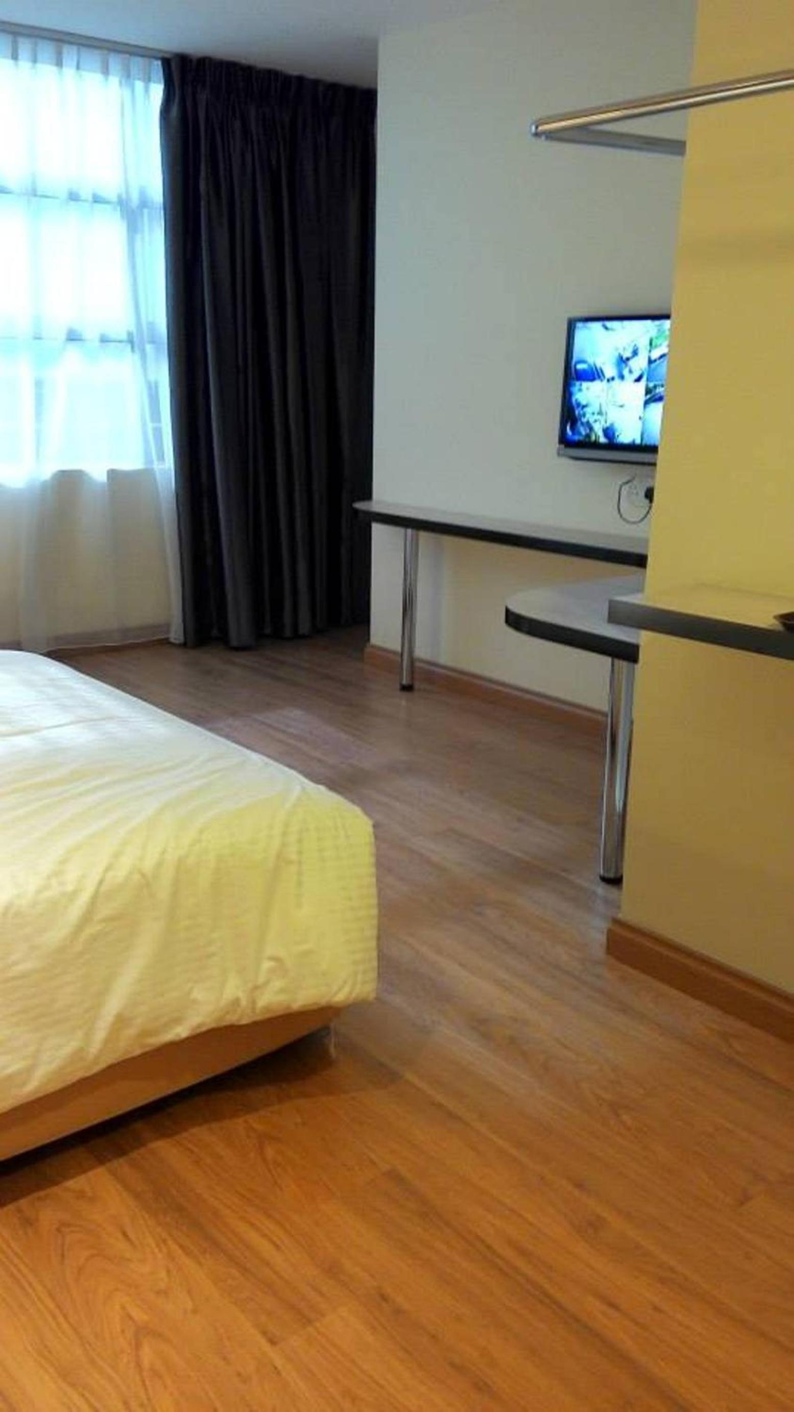 U Design Hotel 24/50