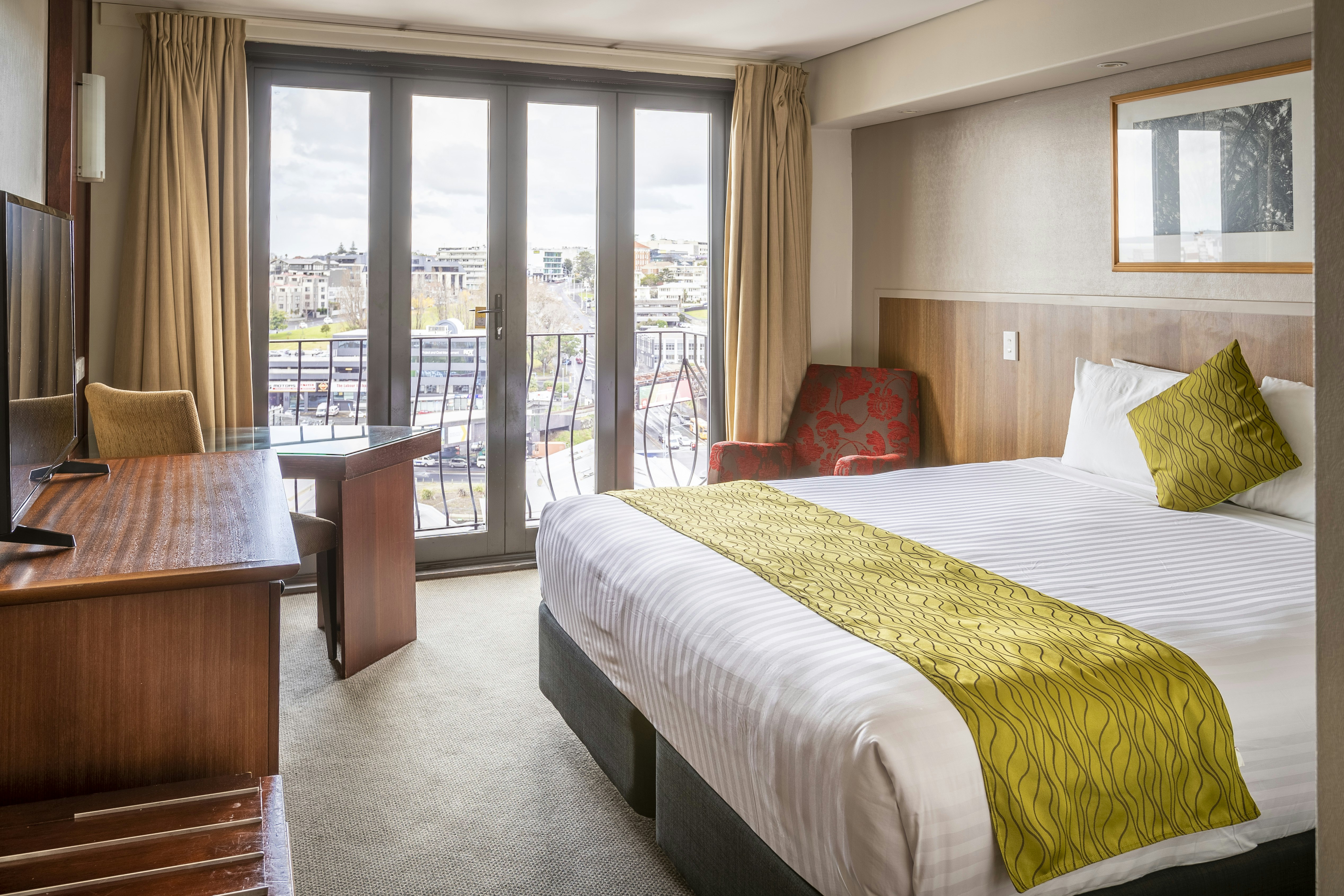Superior Harbourview King