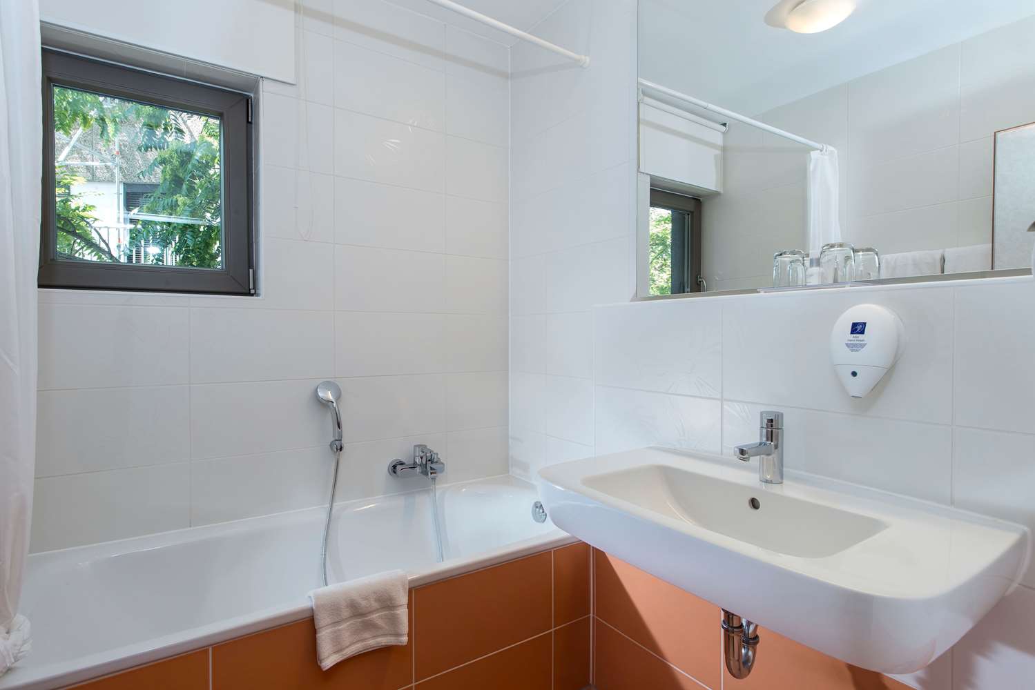 Tryp By Wyndham Frankfurt 39/40