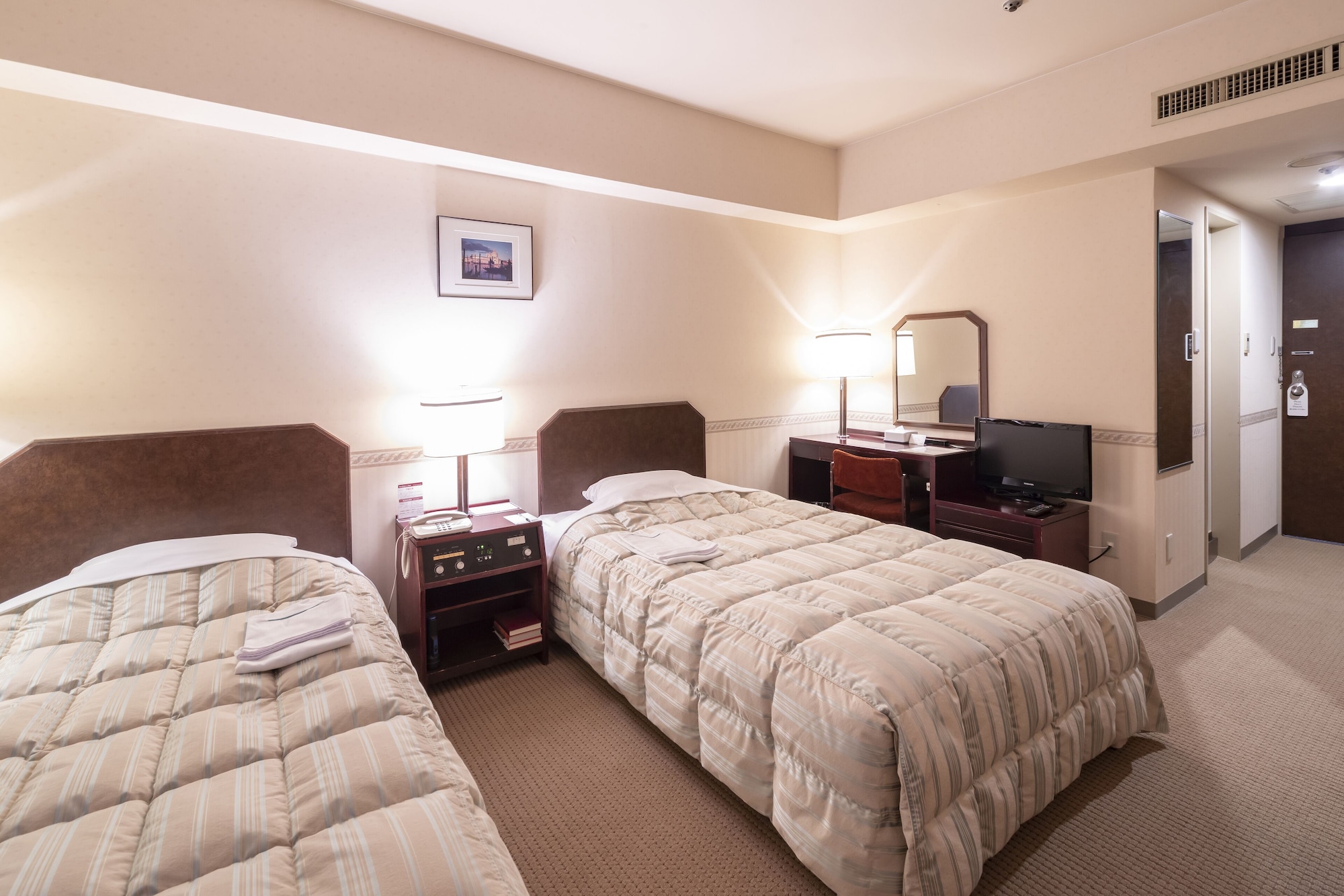 STANDARD, TWIN BEDS
