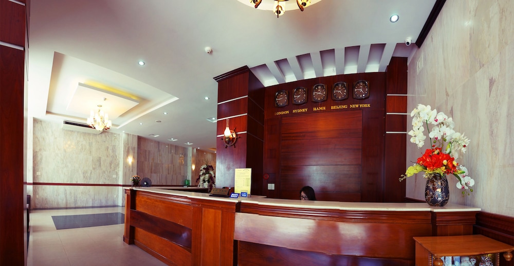 Amanda Hotel 10/53