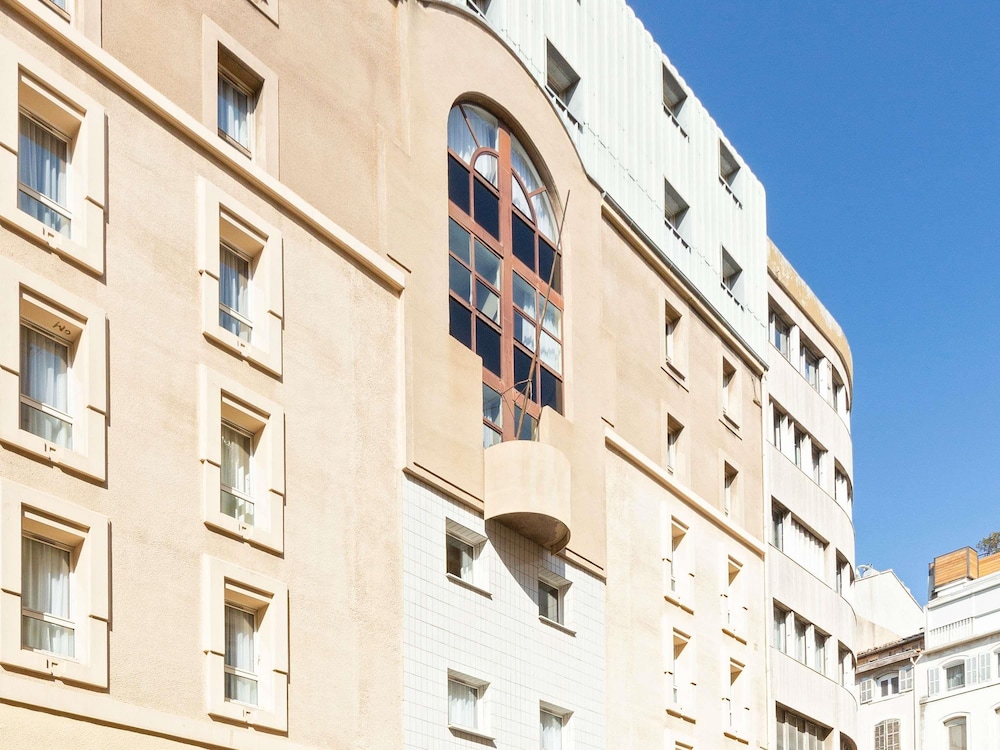 Ibis Marseille Centre Prefecture 41/48