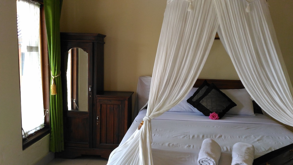 Segara Hotel And Restaurant 9/34