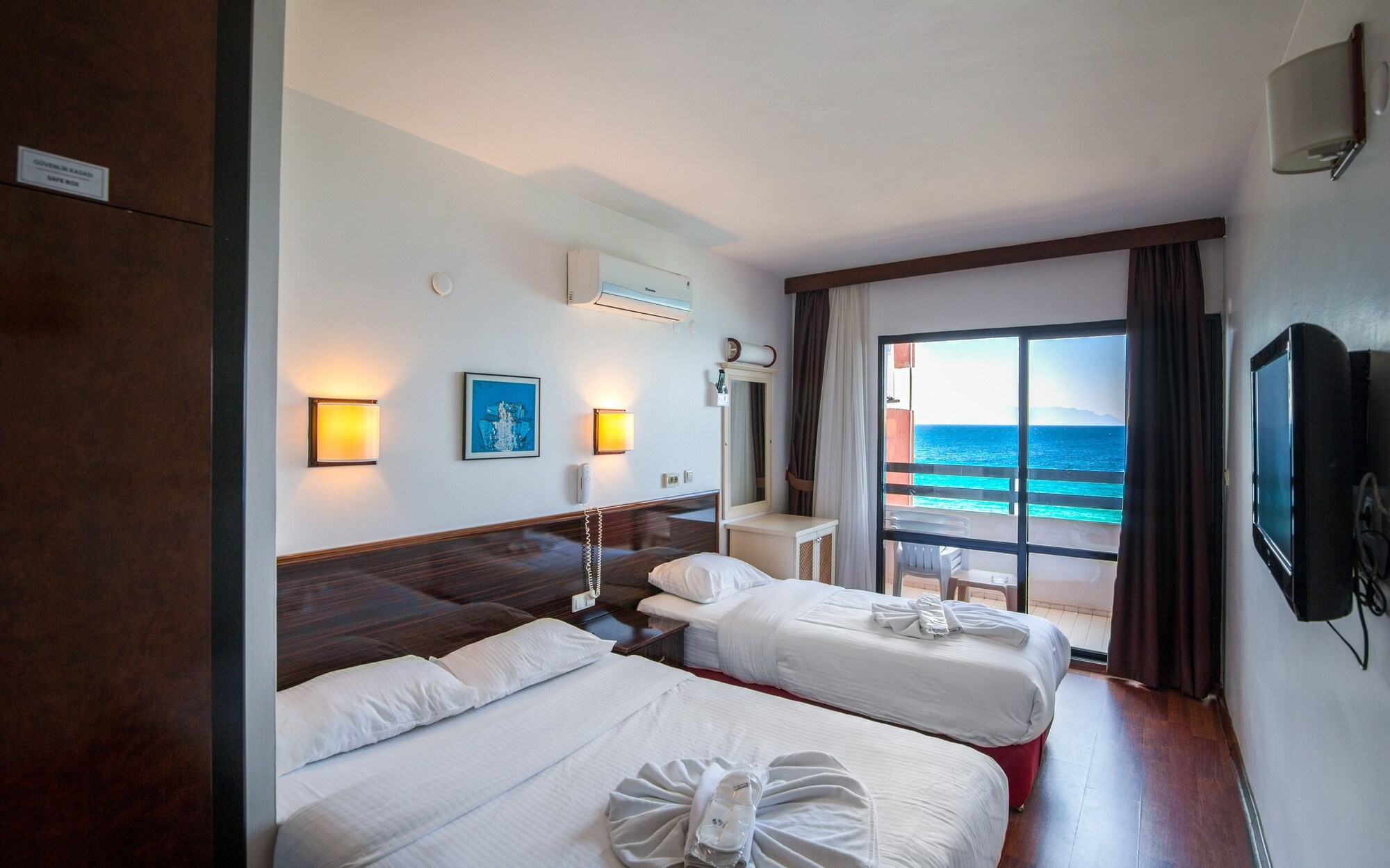 STANDARD, DOUBLE BED, SEA VIEW, KITCHEN