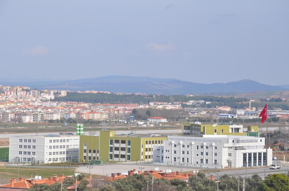 Dort Mevsim Suit Otel 40/47