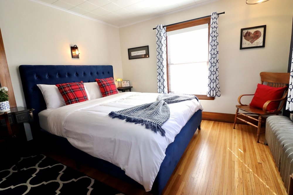 The Butler House Bed and Breakfast 10/50