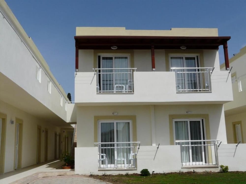 Viras Hotel 1/45