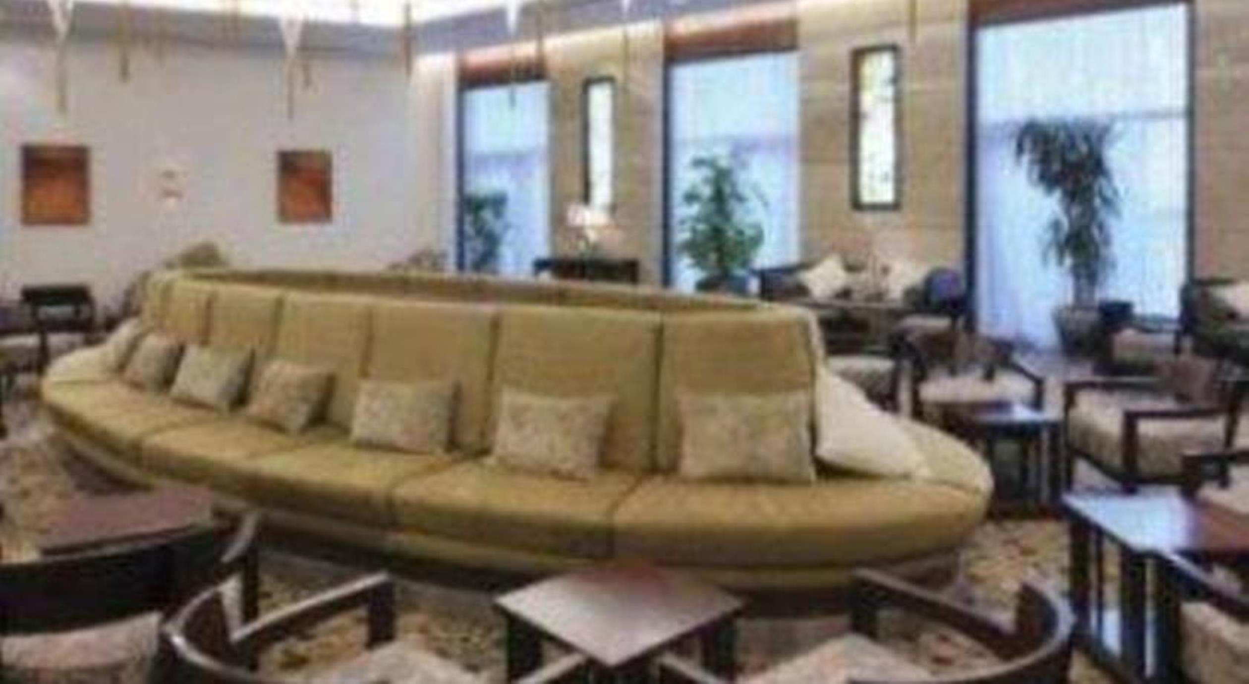 MOVENPICK HOTEL AND RESIDENCE HAJAR TOWER