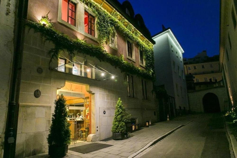 Hotel Grodek 46/50