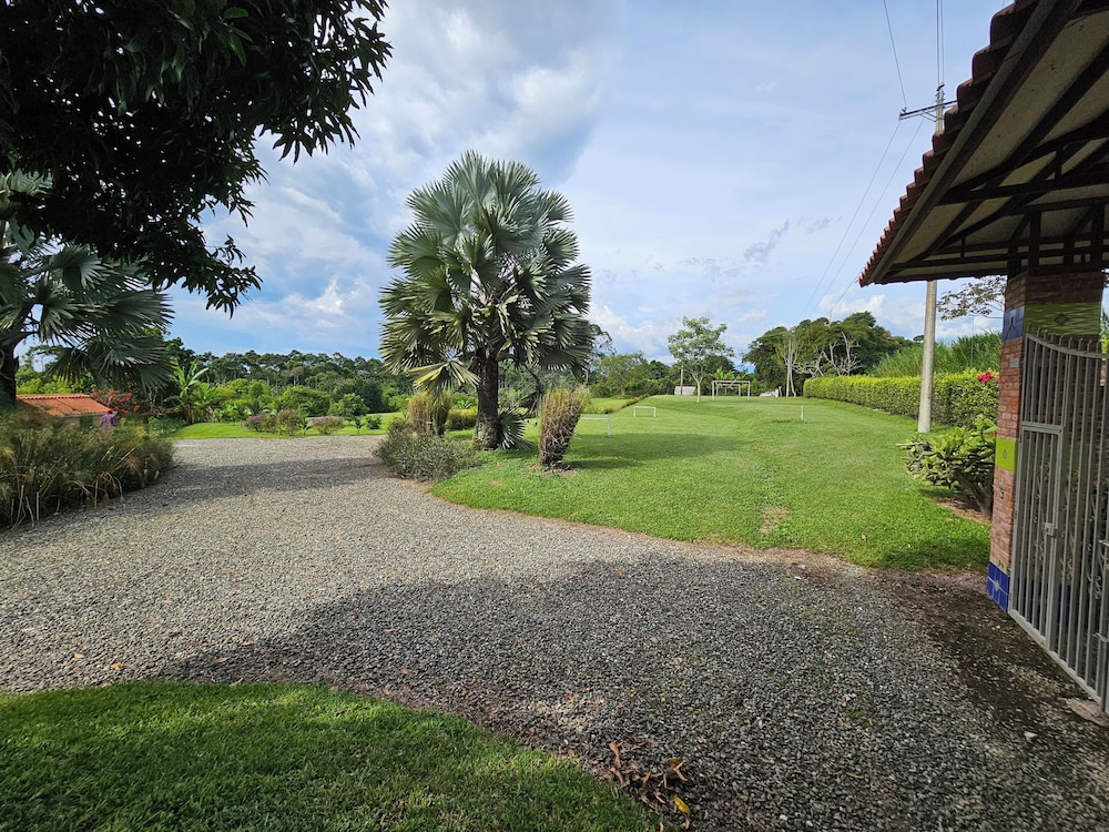 Hotel Bora Bora Campestre Los mangos 39/45