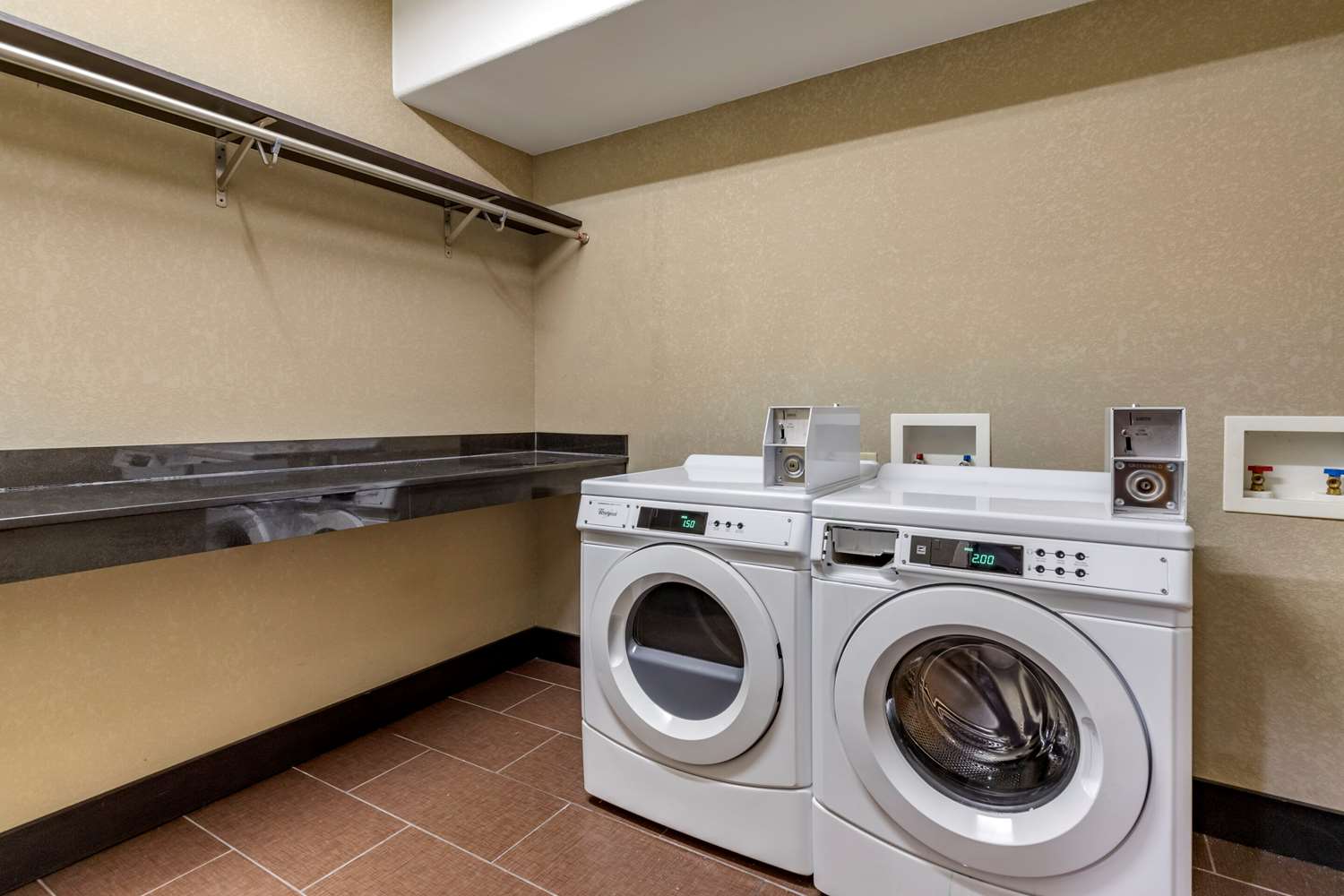 Comfort Suites Georgetown, TX 23/24