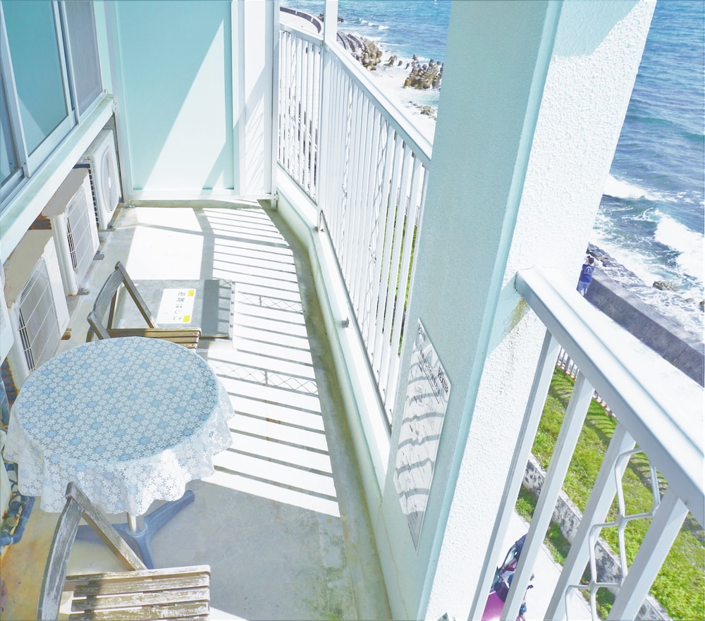 Okinawa Ocean Front 6/50