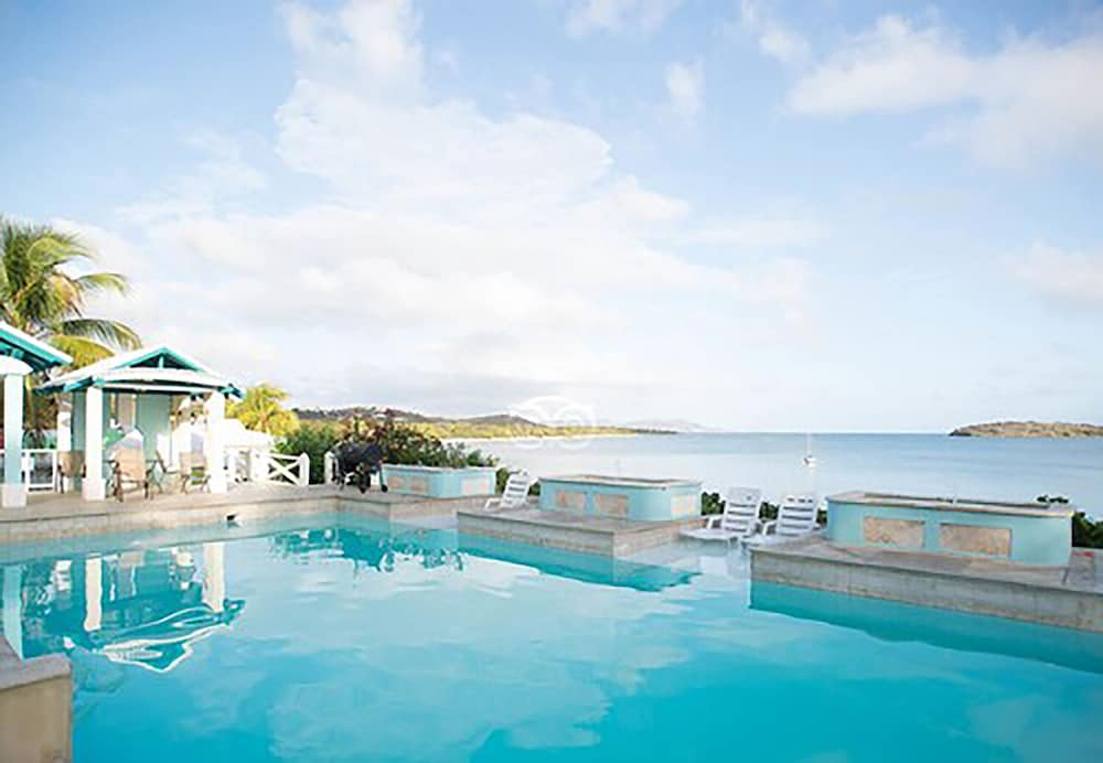 Chenay Bay Beach Resort 31/32