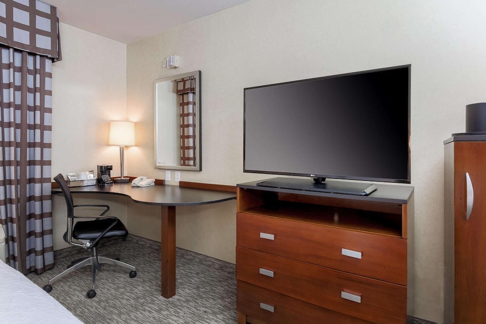 Hampton Inn Santa Barbara/Goleta 42/50