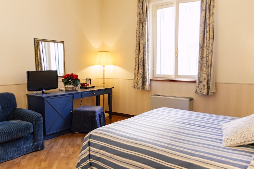 Hostellerie Du Golf 16/51