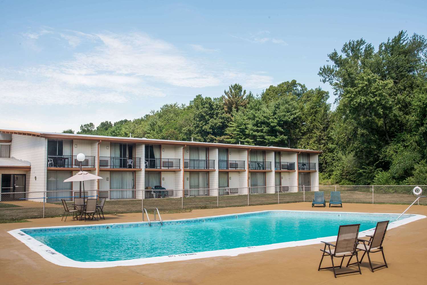 Vernon Motel 3/10