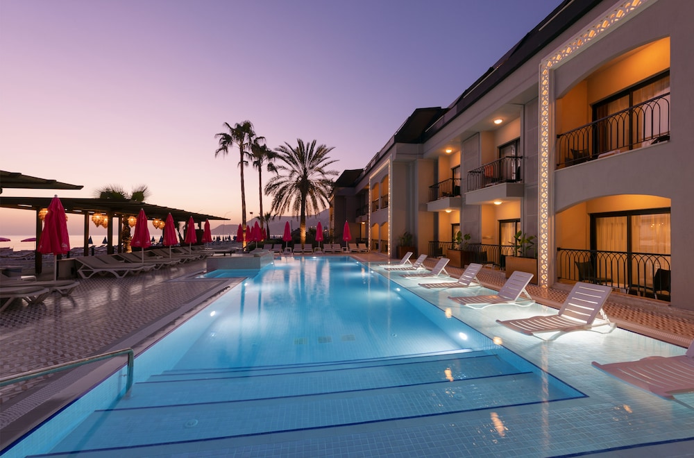 Alaaddin Beach Hotel - Adults Only 31/50
