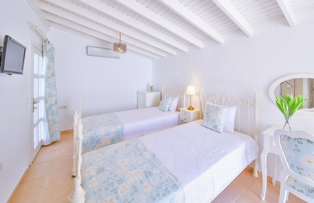 Alacati Balbadem Hotel 12/59