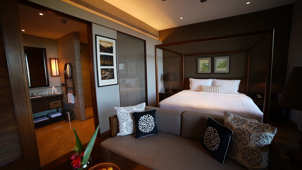 Taj Chia Kutir Resort & Spa 6/37